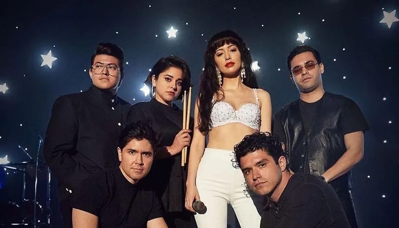 The cast of the tv series Selena starring Christian Serratos as the star. Photo Courtesy of Campanario Entertainment and Q-Productions with Netflix