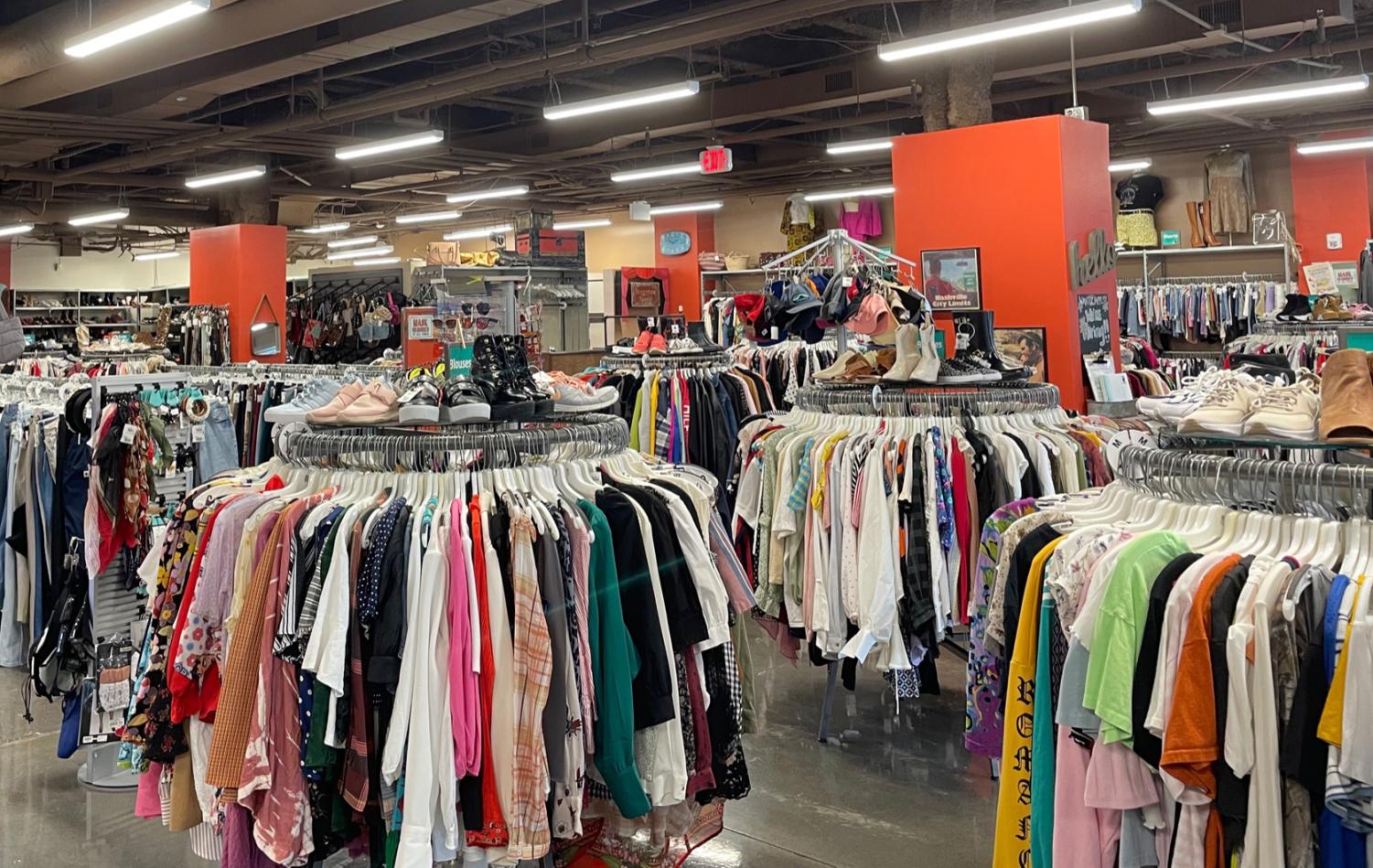 Thrifting Trend in College Students May Help Save the Planet – The Gothic  Times